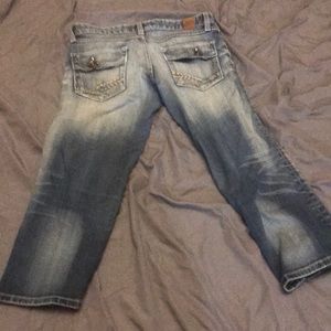 Capri jeans